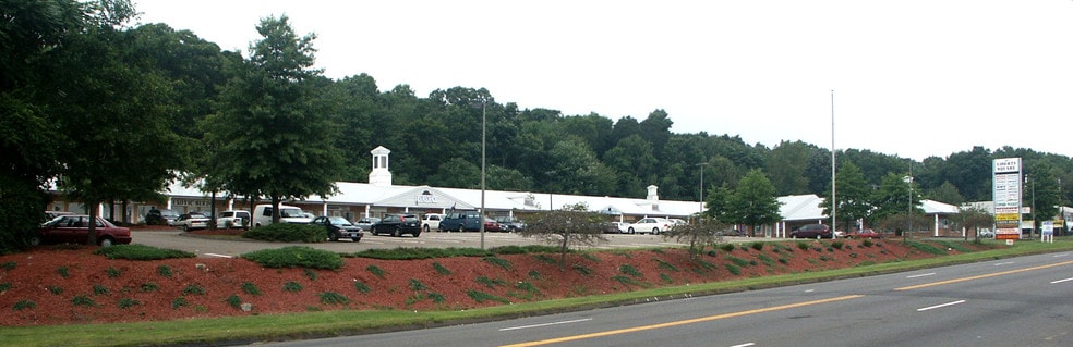 501 Boston Post Rd, Orange, CT for lease - Primary Photo - Image 1 of 1