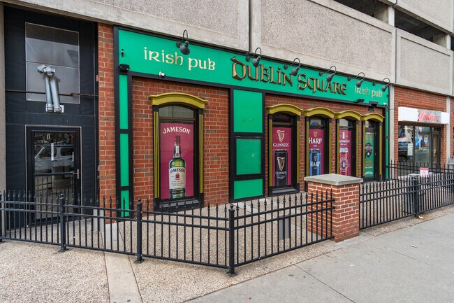 Plus de détails pour 227-231 Main St, La Crosse, WI - Commerce de détail à vendre