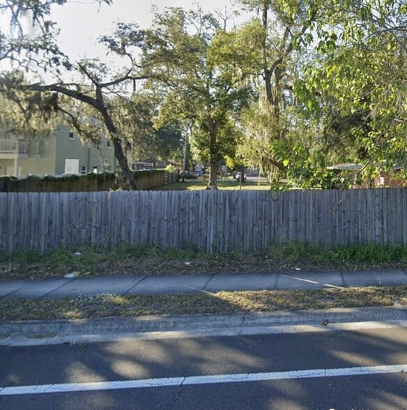 7313 N Hutton Pl, Tampa, FL for sale - Building Photo - Image 2 of 4