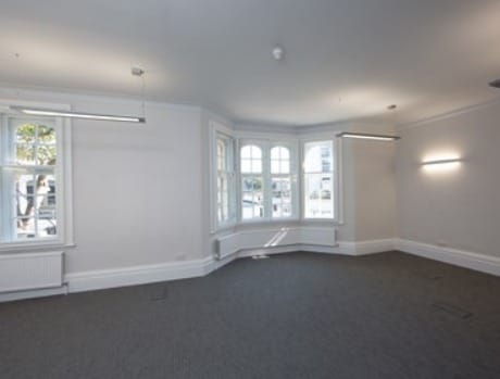 162 Buckingham Palace Rd, London for lease - Interior Photo - Image 2 of 4