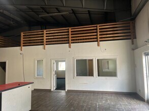 11 Prospect Pl, Port Angeles, WA for lease Interior Photo- Image 2 of 4