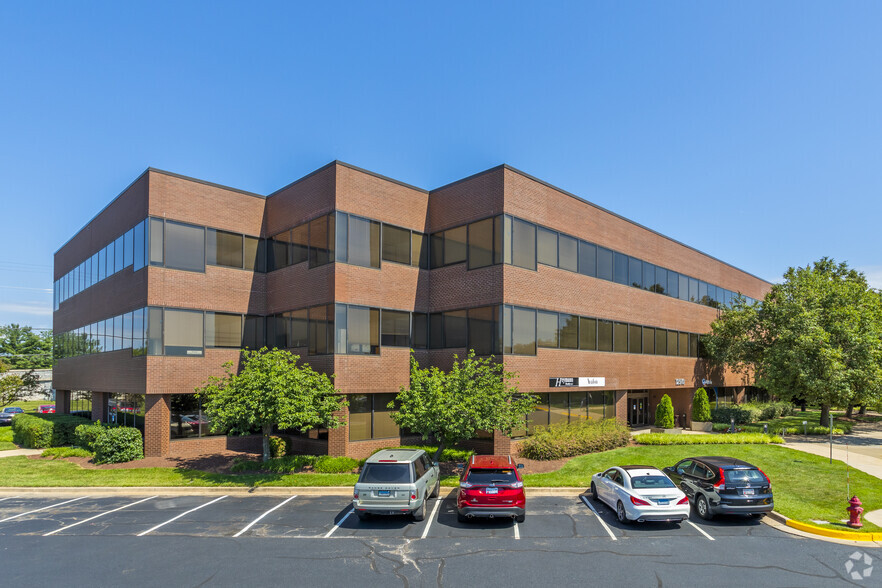 12510 Prosperity Dr, Silver Spring, MD for lease - Building Photo - Image 1 of 12