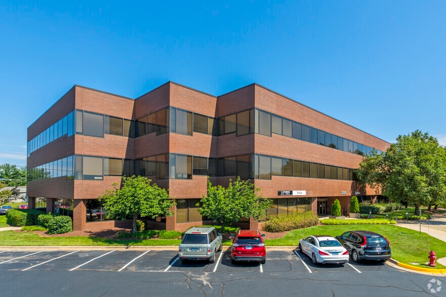 12510 Prosperity Dr, Silver Spring, MD for lease - Primary Photo - Image 1 of 12