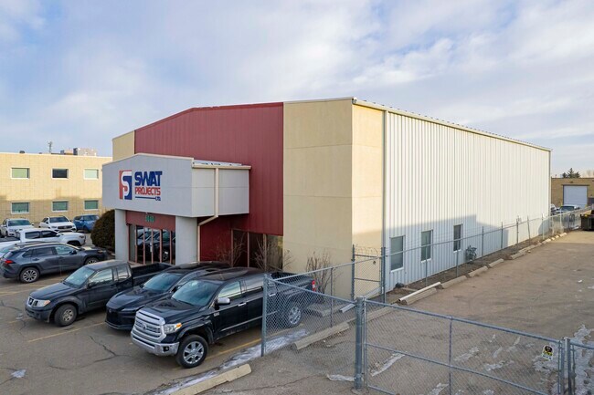 Plus de détails pour 5040 12A St SE, Calgary, AB - Industriel à vendre