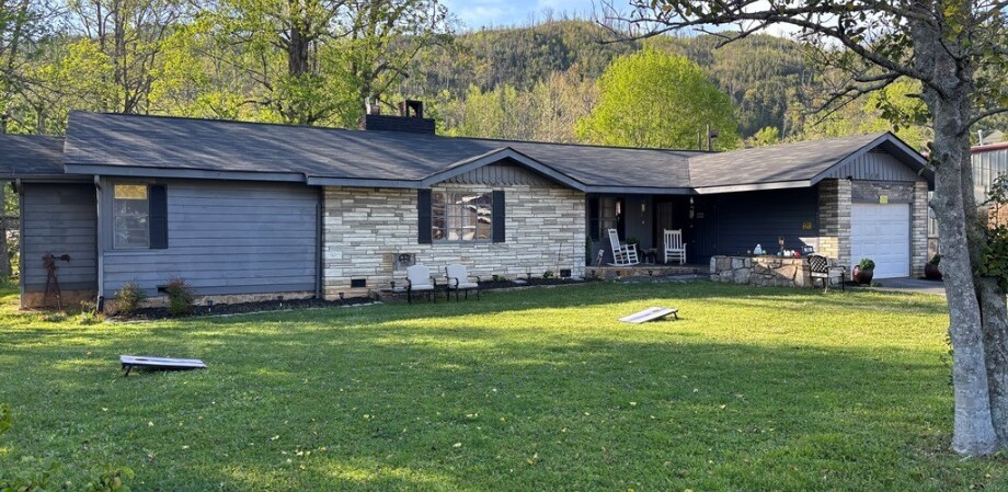 740 River Rd, Gatlinburg, TN à vendre - Photo du bâtiment - Image 2 de 9