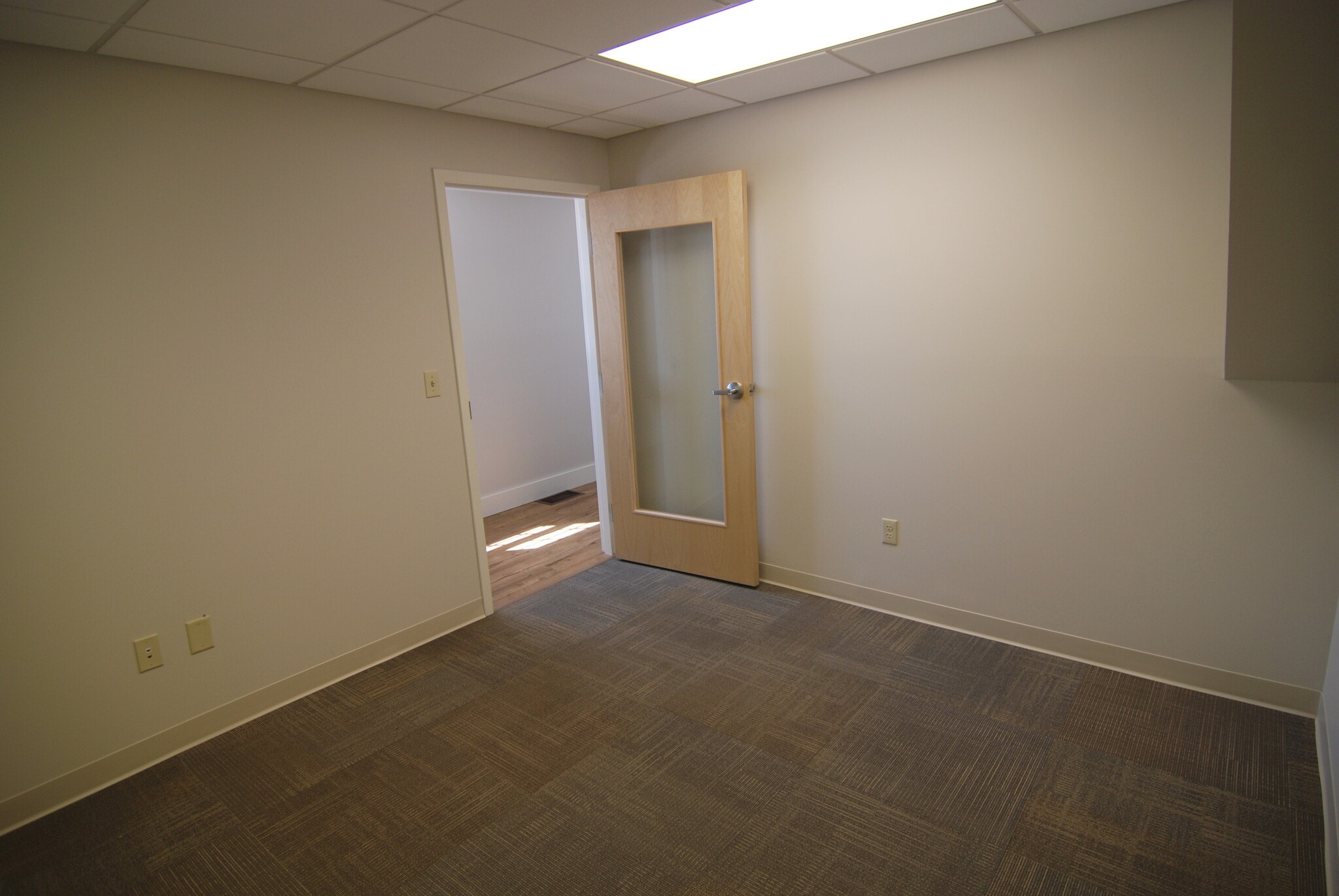 510 Main St, Gorham, ME à louer Photo intérieure- Image 1 de 3