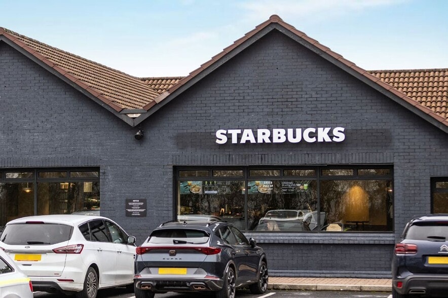 Meadows Rd, Llanelli for sale - Primary Photo - Image 1 of 1