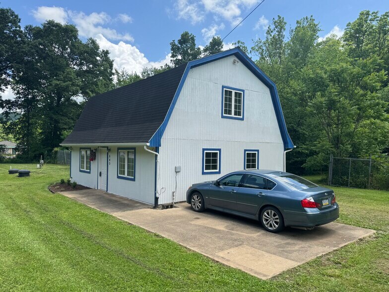 645 US-30 Rt, Clinton, PA à vendre - Photo du bâtiment - Image 2 de 12