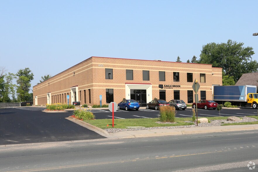 455 Willow Dr N, Long Lake, MN à louer - Photo principale - Image 1 de 2