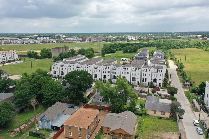 Cary, Houston, TX à vendre - Autre - Image 1 de 1