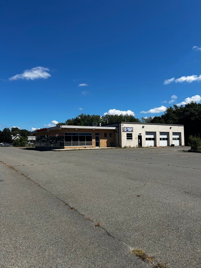 Plus de détails pour 800 Washington St, Attleboro, MA - Commerce de détail à vendre