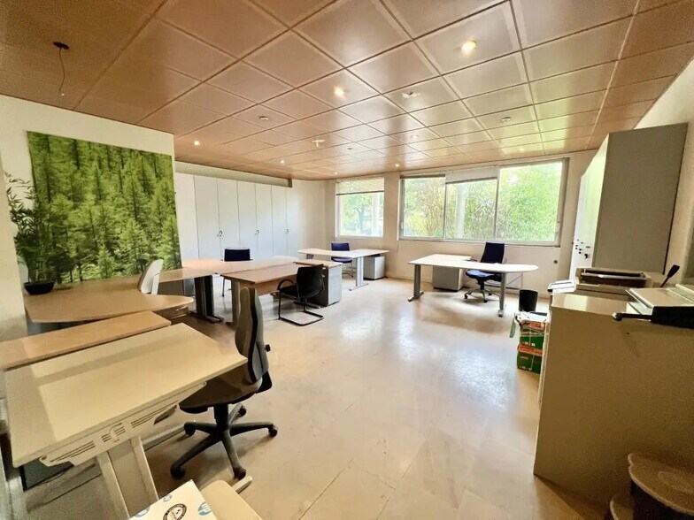 Bureau dans Saint-Maur-des-Fossés à louer - Photo du bâtiment - Image 3 de 7