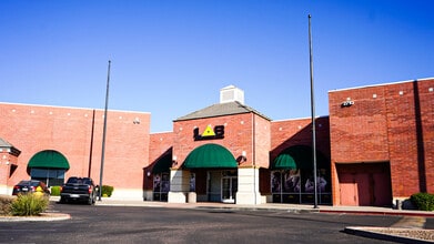 2710-2734 W Bell Rd, Phoenix, AZ à louer Photo intérieure- Image 2 de 10