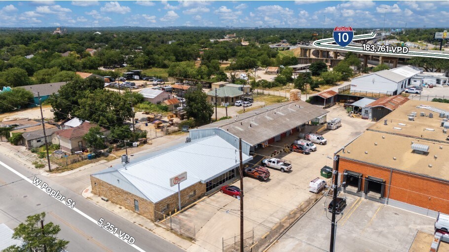 1547 W Poplar St, San Antonio, TX à vendre - Aérien - Image 2 de 19