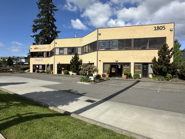 1805 136th Pl NE, Bellevue, WA for lease - Building Photo - Image 3 of 9