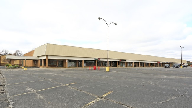 More details for 13365 Smith Rd, Middleburg Heights, OH - Office/Retail, Retail for Lease