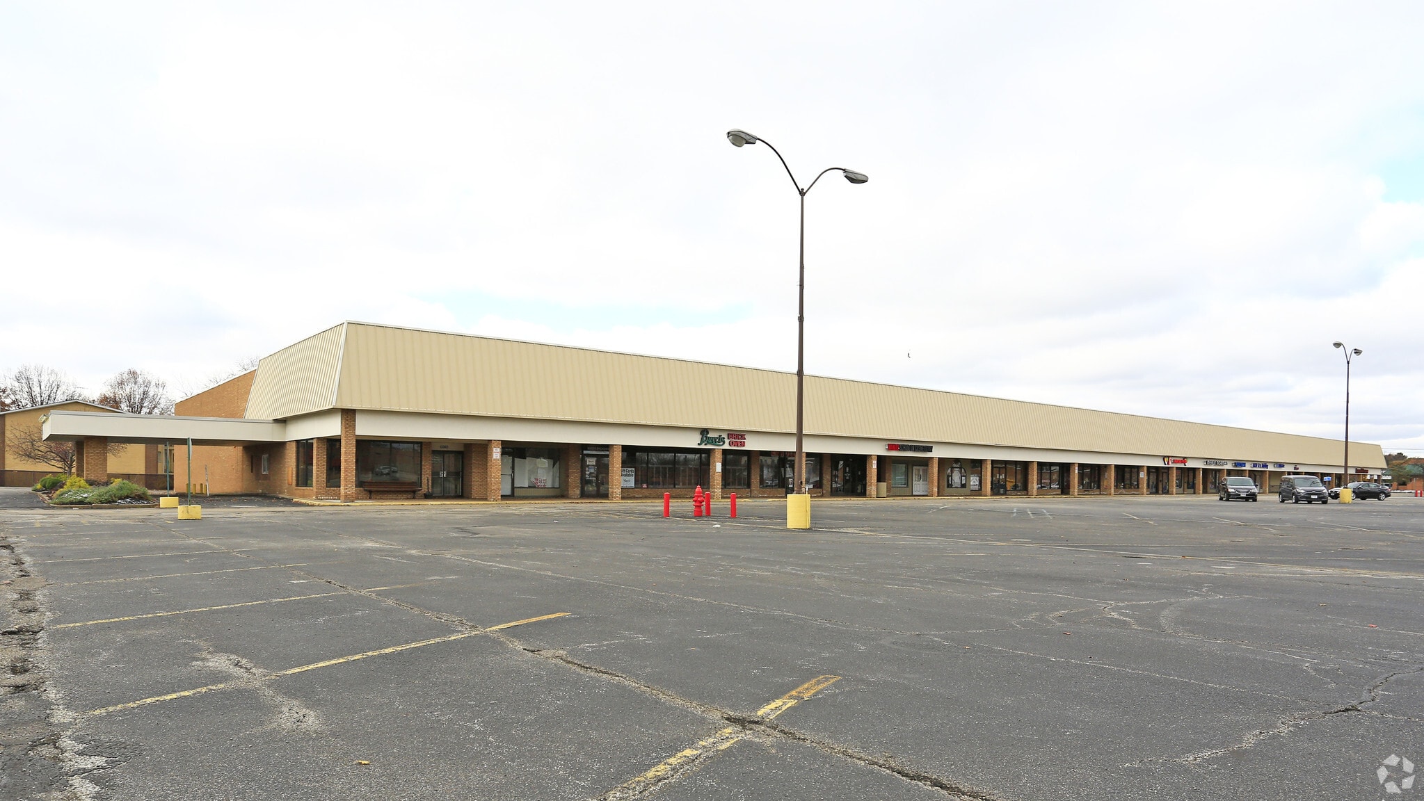 13365 Smith Rd, Middleburg Heights, OH for lease Building Photo- Image 1 of 6