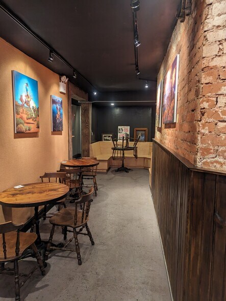 235 E 53rd St, New York, NY à louer - Photo intérieure - Image 2 de 7