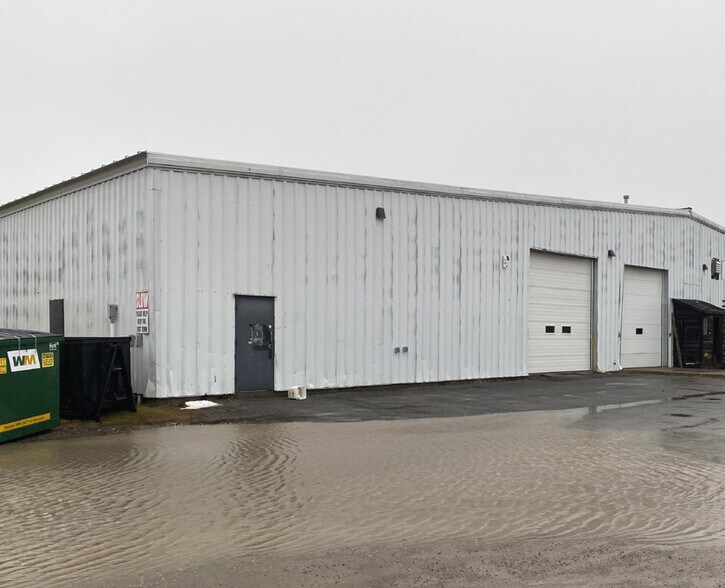 2021 Rogers Rd, Perth, ON à vendre - Photo du bâtiment - Image 3 de 11