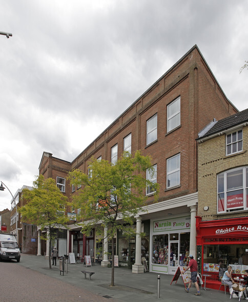 18 Lime St, Bedford for sale - Primary Photo - Image 1 of 1