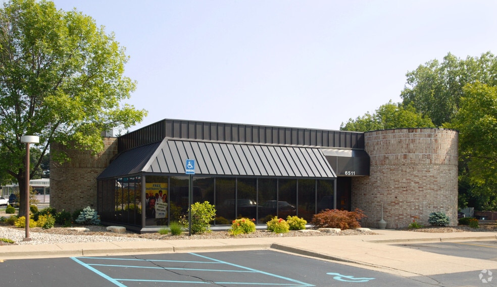 6511 28th St SE, Grand Rapids, MI for sale - Building Photo - Image 2 of 3