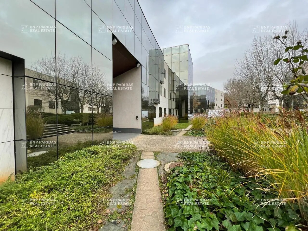 Office in Dijon for sale Building Photo- Image 1 of 15