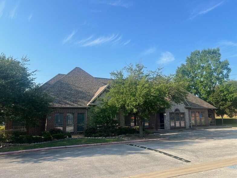 3650 Old Bullard Rd, Tyler, TX à louer - Photo du bâtiment - Image 3 de 13