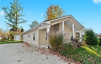 Plus de détails pour 545 Calgary St, Auburn Hills, MI - Spécialité à vendre