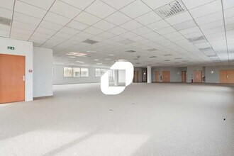 Bureau dans Villepinte à louer Photo intérieure- Image 2 de 11