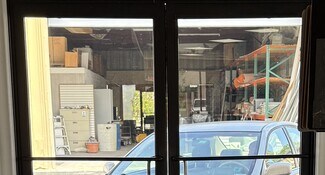 Plus de détails pour 297-311 Airport Pulling Rd N, Naples, FL - Bureau/Commerce de détail à louer