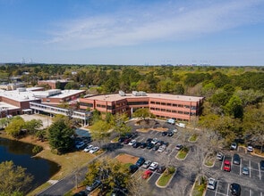 1300 Hospital Dr, Mount Pleasant, SC for lease Building Photo- Image 2 of 6