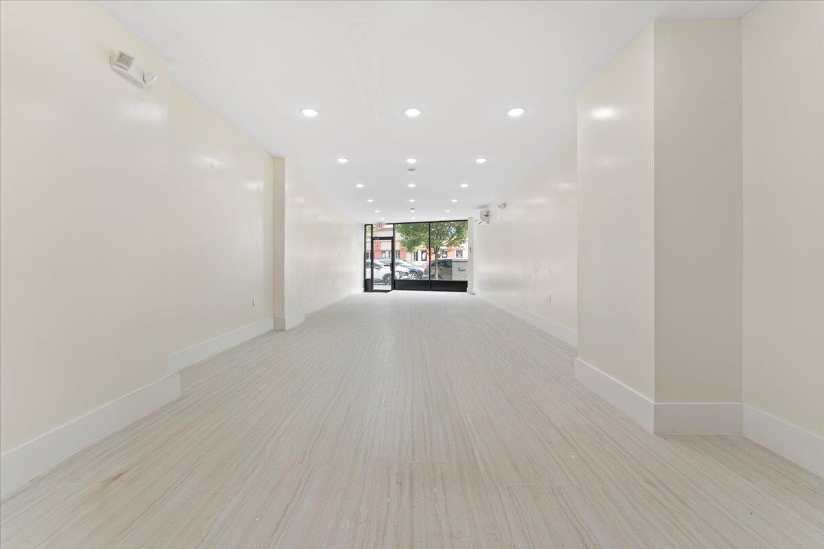 2321 John F Kennedy Blvd, Jersey City, NJ for lease Interior Photo- Image 1 of 3