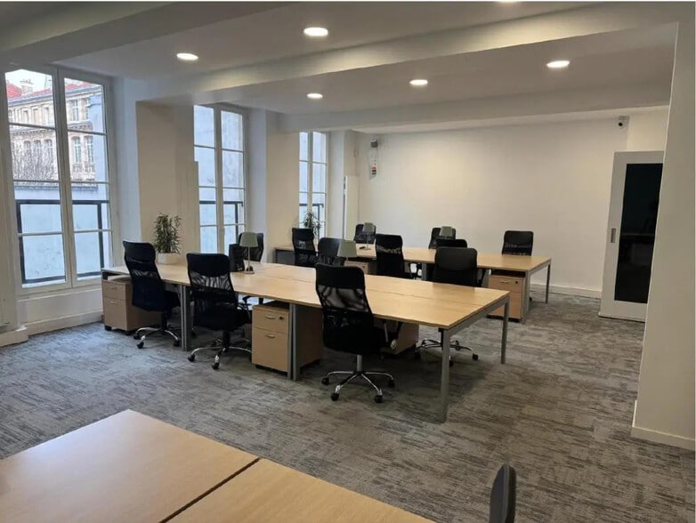 217 Rue Saint-Denis, Paris for lease - Building Photo - Image 3 of 10