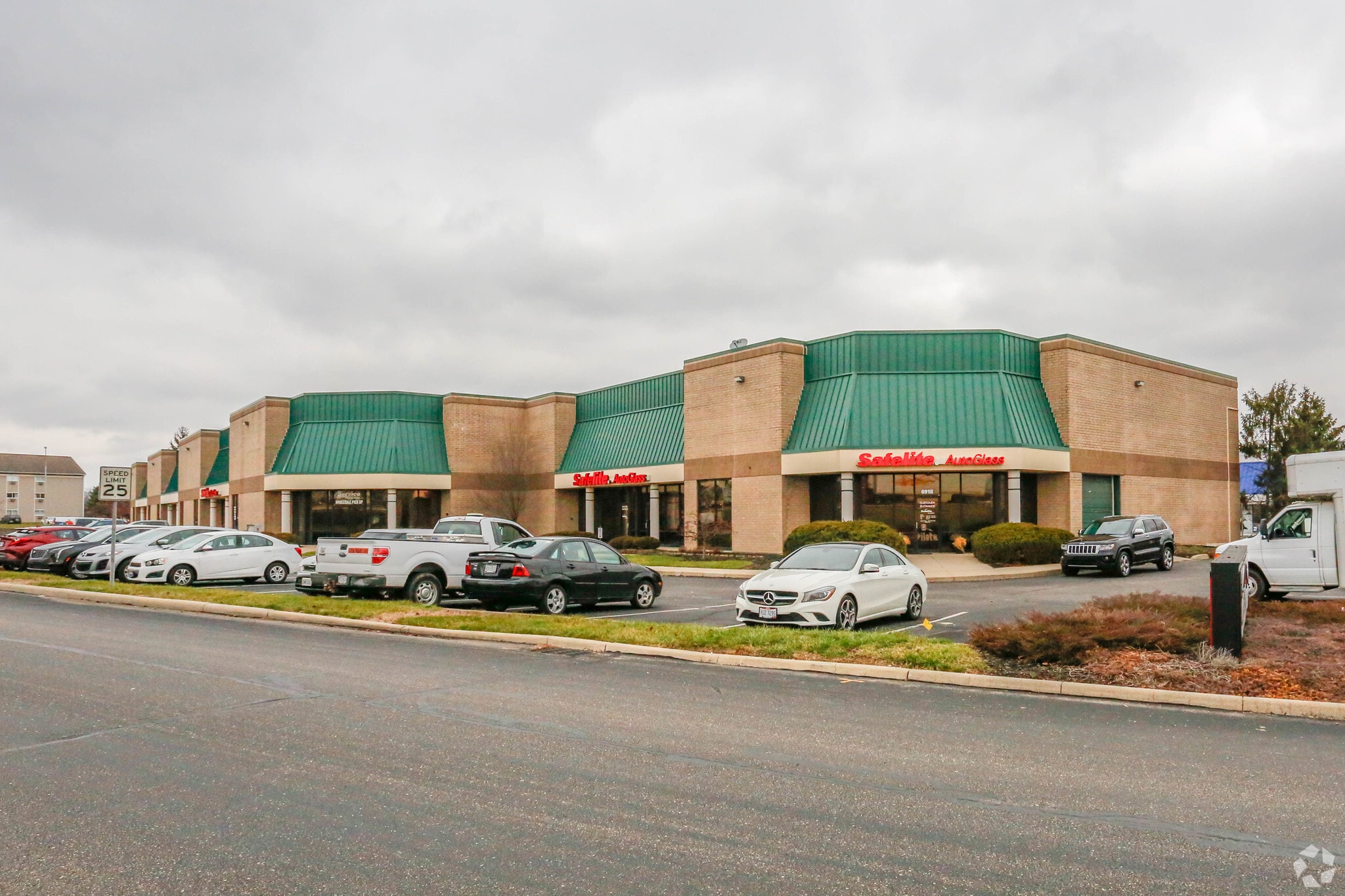 6900-6918 Fairfield Business Dr, Fairfield, OH à louer Photo principale- Image 1 de 6