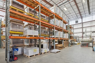 2330-2350 W California Ave, Salt Lake City, UT à louer Photo intérieure- Image 2 de 3