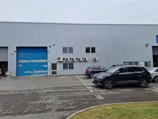 Plus de détails pour Ampress Ln, Lymington - Industriel à vendre