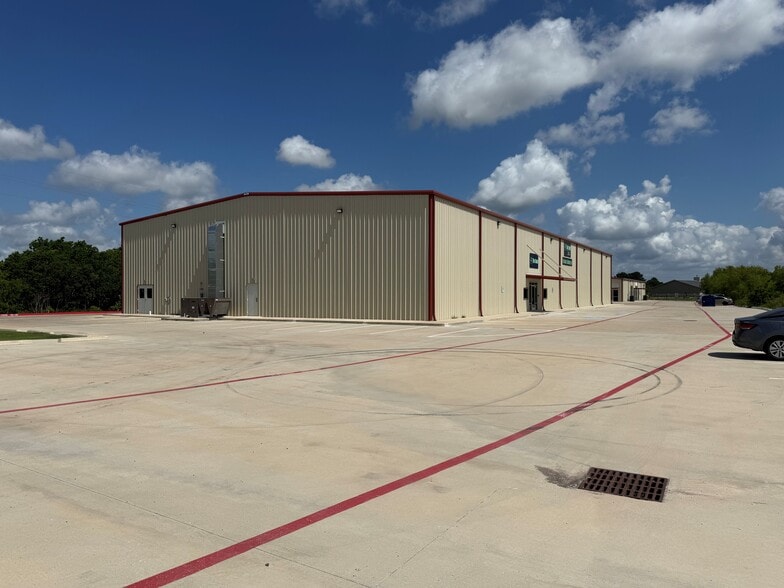 22719 Schiel Rd, Cypress, TX for lease - Building Photo - Image 3 of 8