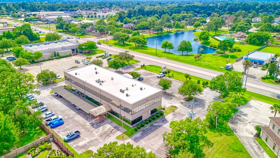 8687 Louetta Rd, Spring, TX à louer - Photo du bâtiment - Image 3 de 17