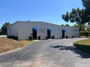 5072 Edgewater Dr, Orlando, FL for lease Building Photo- Image 2 of 8
