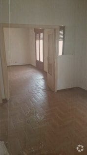 Office in Segovia, Segovia for lease Interior Photo- Image 1 of 3