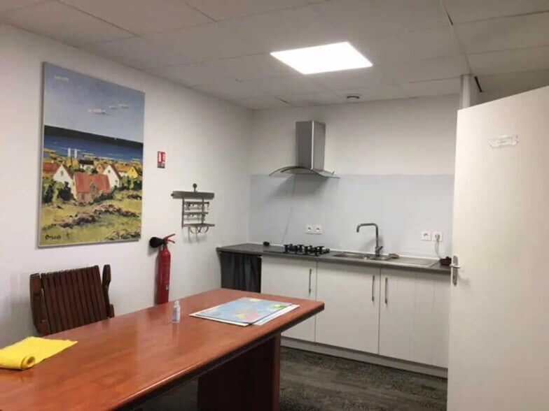 Flex in Toulouse for lease - Building Photo - Image 3 of 12