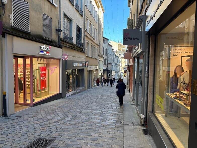 Commerce de détail dans Limoges à louer - Photo du bâtiment - Image 1 de 2