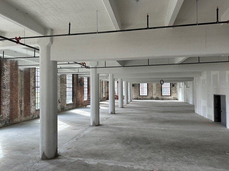 130 Bay St, Jersey City, NJ à louer - Photo intérieure - Image 2 de 2