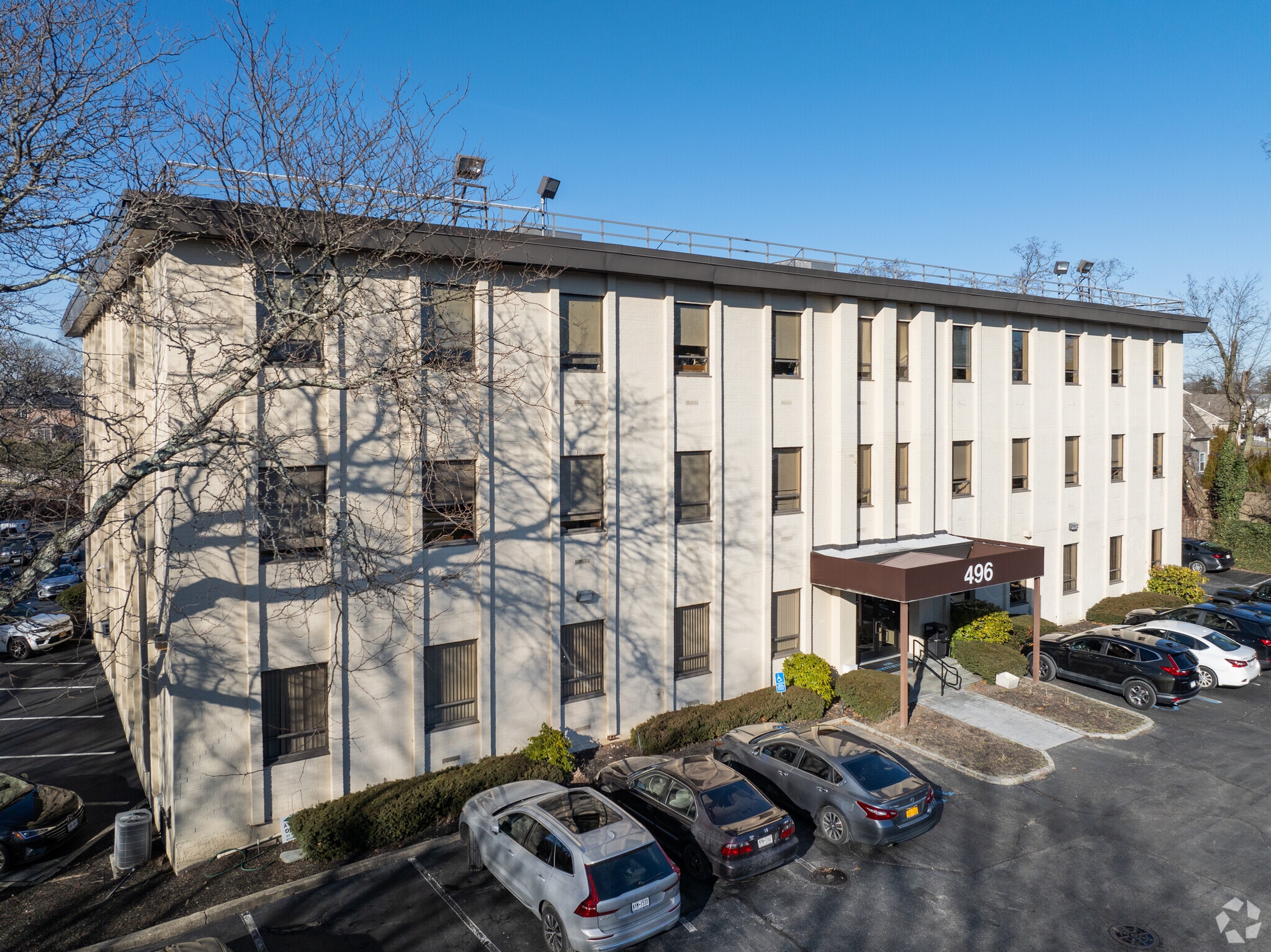 496 Smithtown Byp, Smithtown, NY for lease Primary Photo- Image 1 of 29