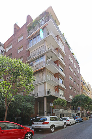 Plus de détails pour Calle Duque de Sesto, 40, Madrid - Multi-résidentiel à vendre