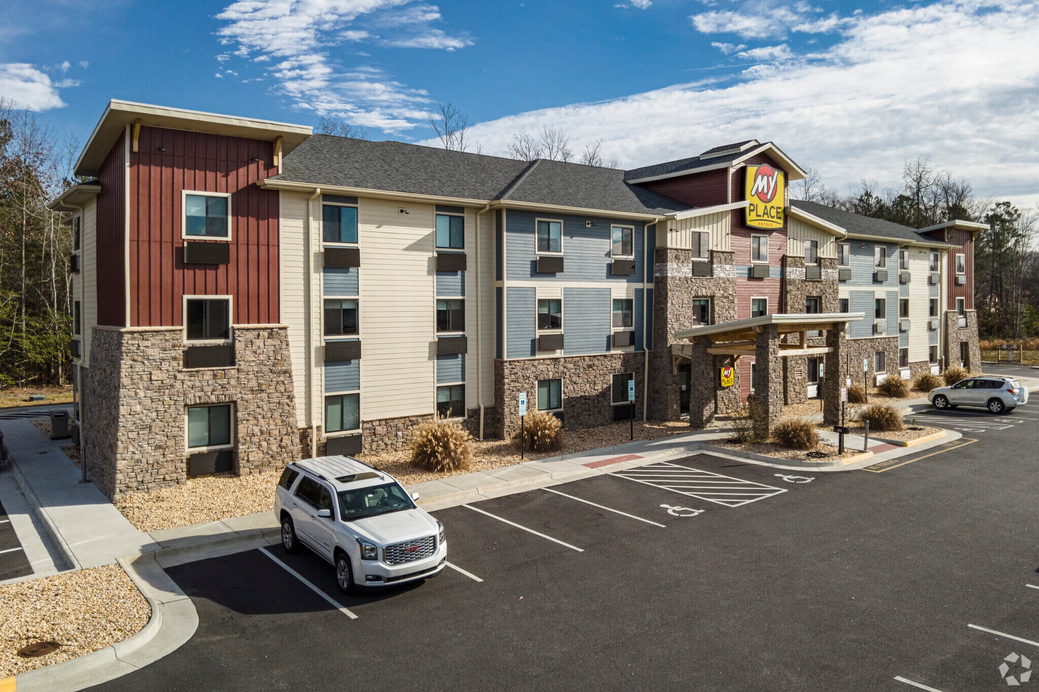 4235 Market Center Dr, King George, VA à vendre Photo du bâtiment- Image 1 de 7