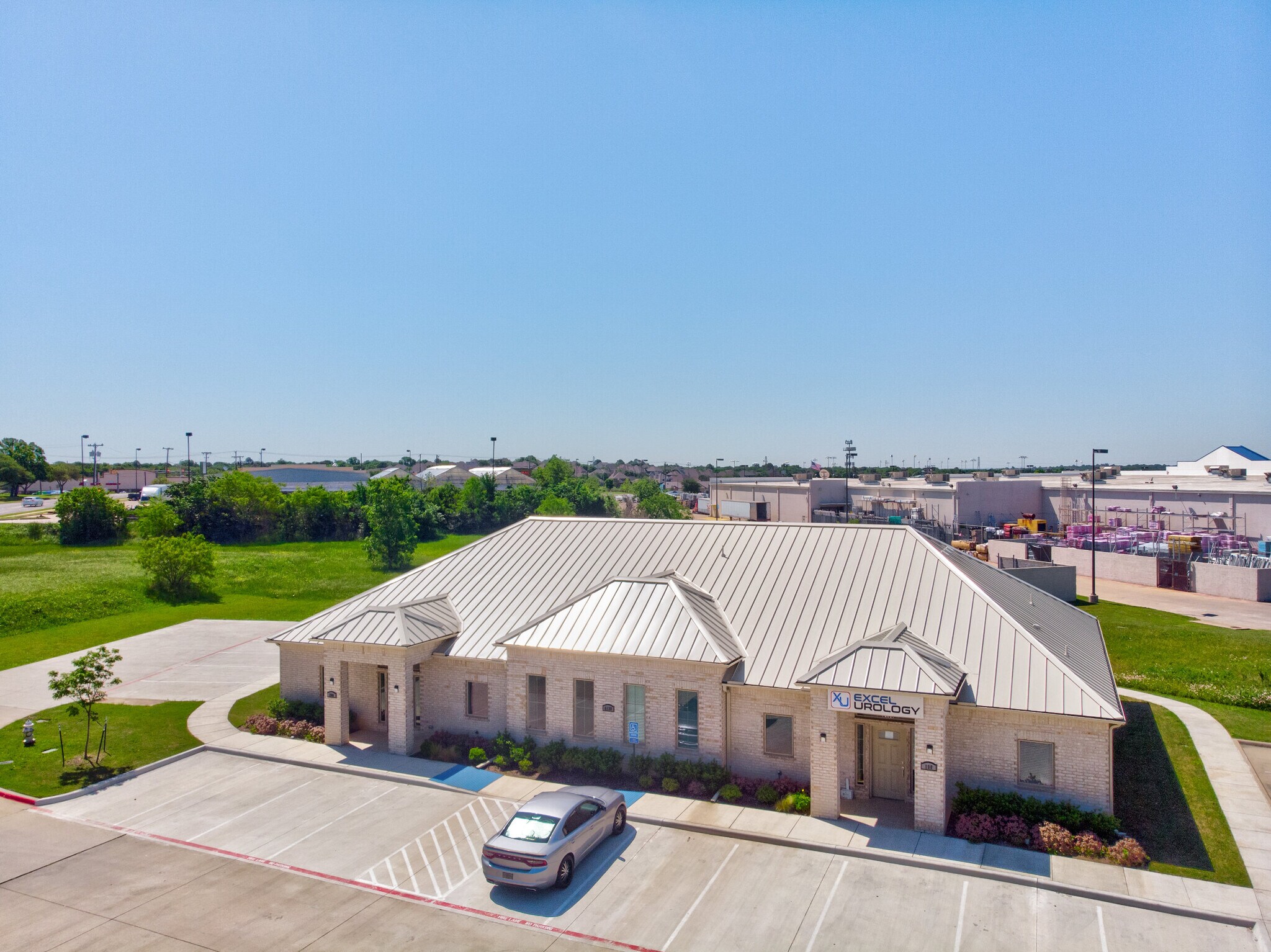 6138 Precinct Line Rd, Hurst, TX à louer Photo principale- Image 1 de 6