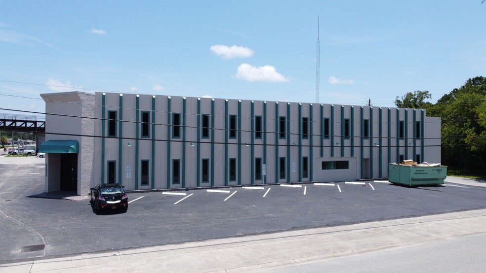 1225-1231 Garden St, Titusville, FL for sale - Building Photo - Image 3 of 6