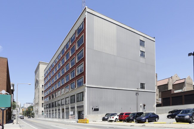 Plus de détails pour 56 Division Ave N, Grand Rapids, MI - Bureau à vendre