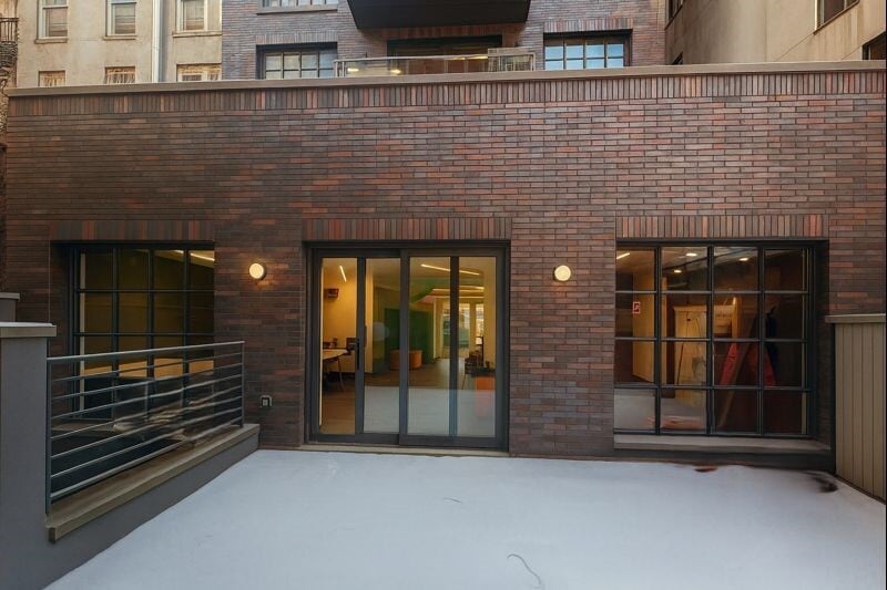 145 Ludlow St, New York, NY à vendre - Photo du bâtiment - Image 3 de 5